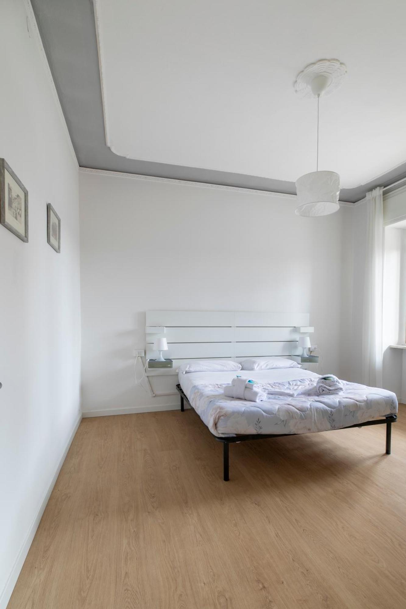 Casa Graziella - A 2 Passi Dal Centro E Stazione Di Apartamento *