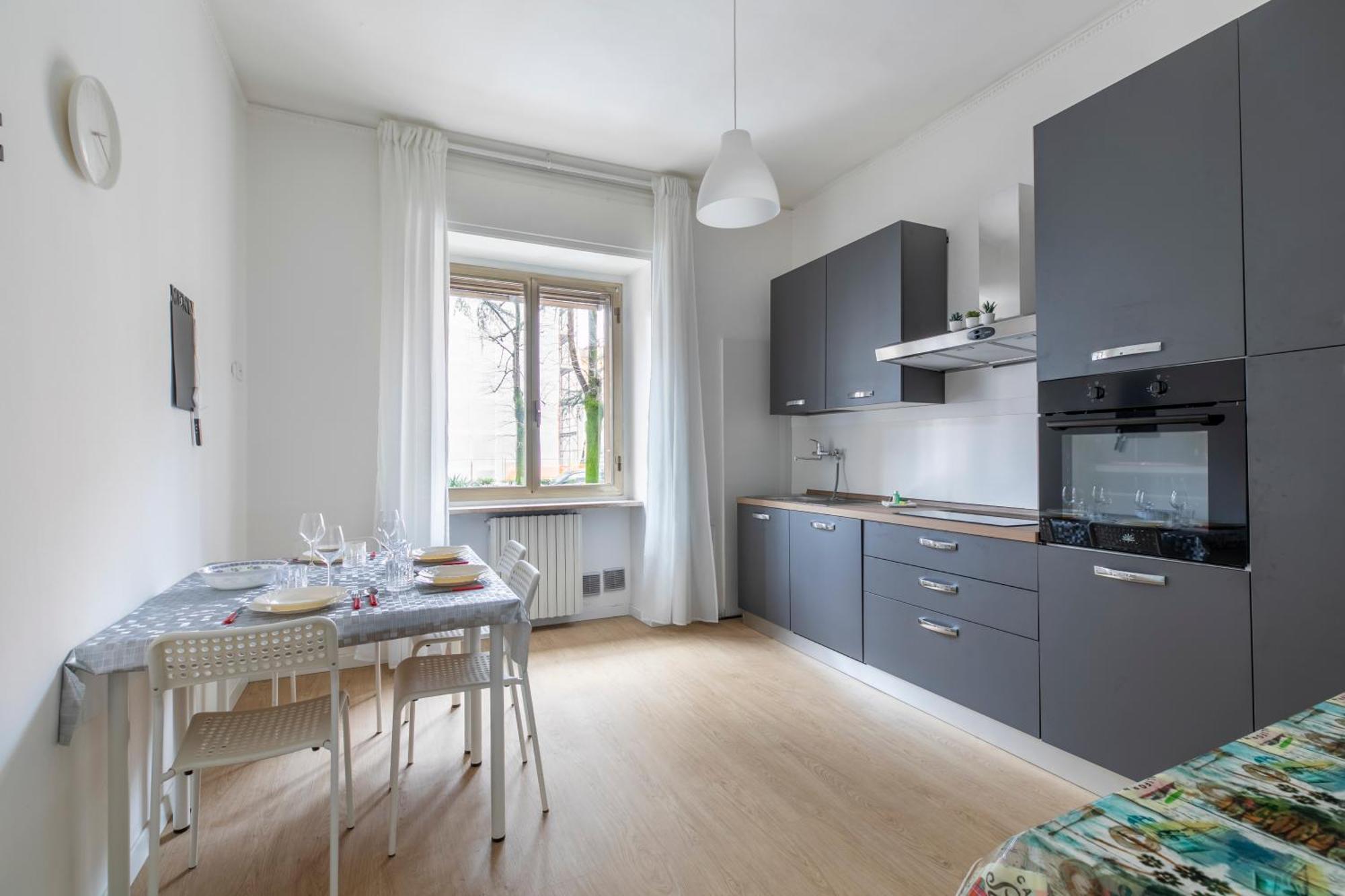 Casa Graziella - A 2 Passi Dal Centro E Stazione Di Apartamento